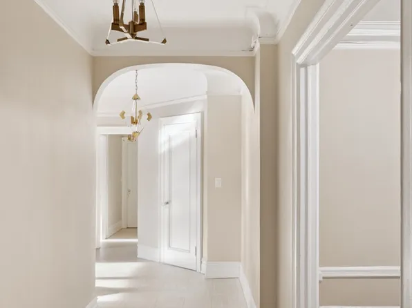 345 West 88th Street 5D image 2 of 13