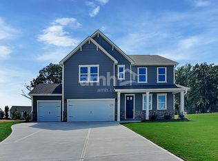 44 Hickory Pointe Rd, Dallas, GA 30157