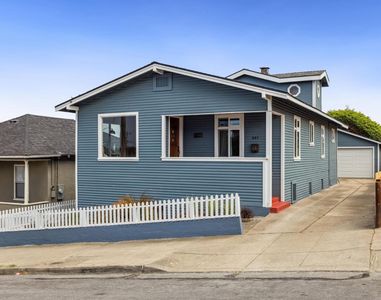 461 Dickman Ave, Monterey, CA, 93940