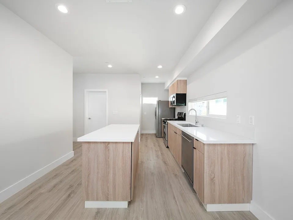 5221 Cleon Property LLC