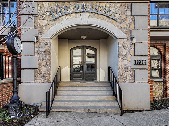3rd image of 1803 Broadway APT 612