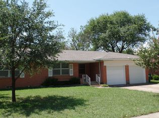 1713 Crescent St, Denton, TX 76201
