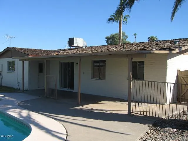 1933 E Apollo Ave — Photo 18