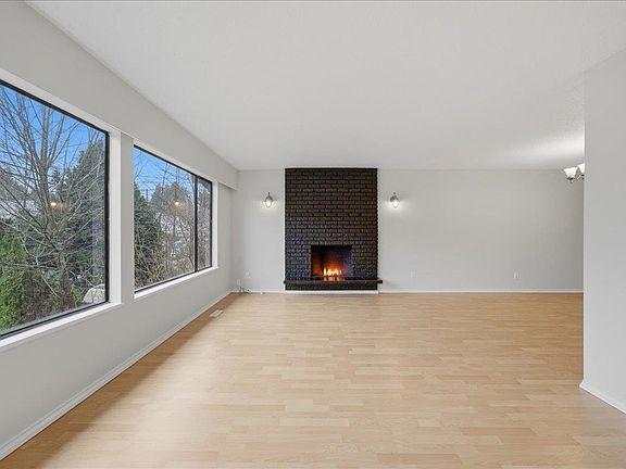 4th image of 19575 Hammond Rd