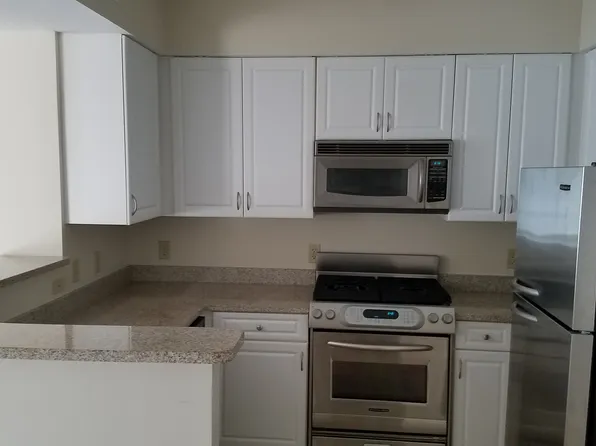 555 Massachusetts Ave NW APT 706, Washington, DC 20001