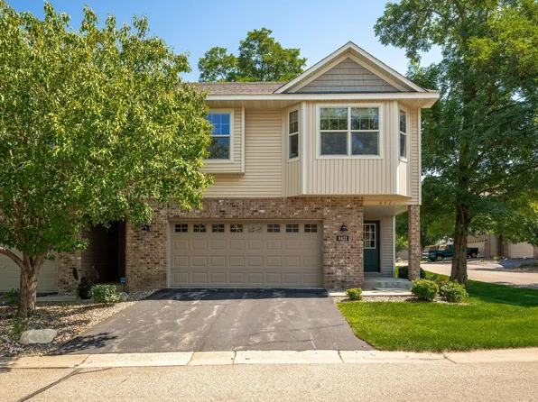 8421 Cedarview Cir, Savage, MN 55378