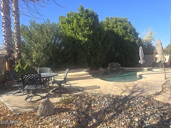 2nd image of 2539 E HAZELTINE Way