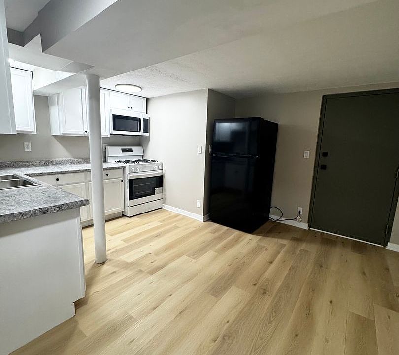 2nd image of 563 S 26th Ave #2