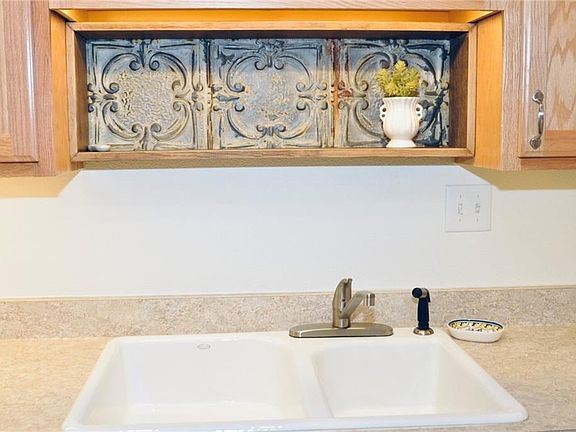 4th image of 2651 NW Barry Rd Unit 301