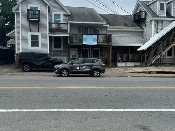 30 School Street, 30 School St APT 10, Berwick, ME 03901