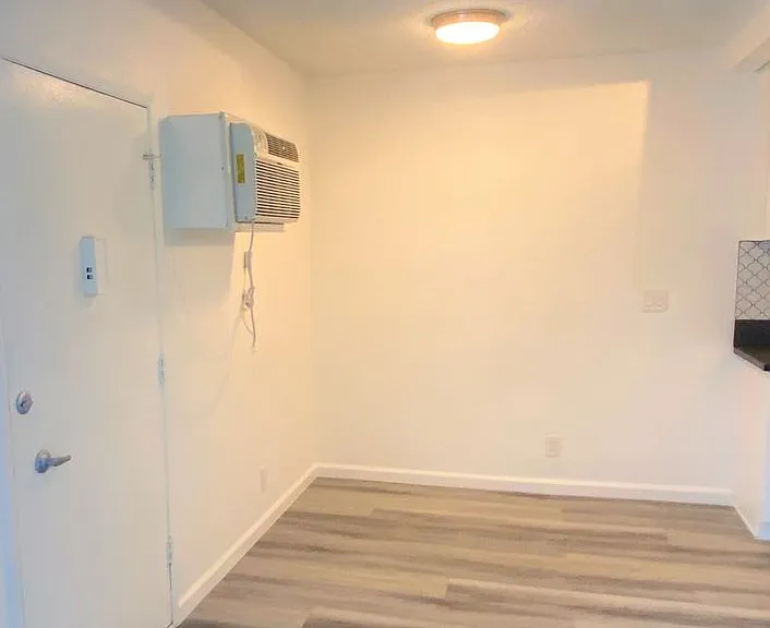 The Nicole Apartments — Photo 52