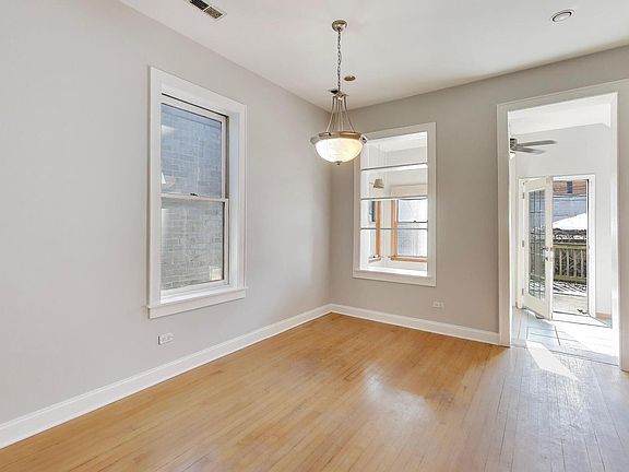 5th image of 2229 W Armitage Ave