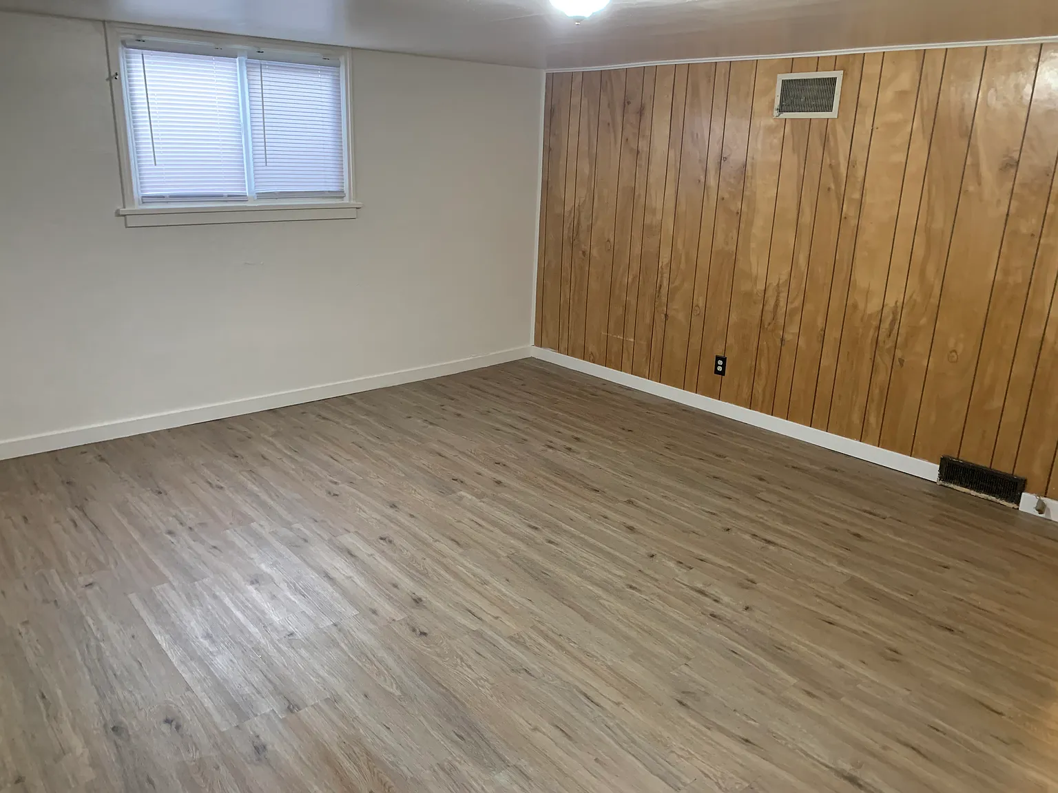 1 bed, $1,050 — Photo 2