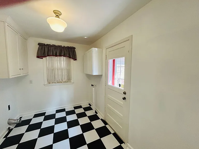 4177 S Troost Pl — Photo 15