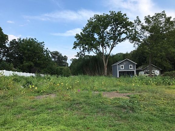 2nd image of 190 Central Ave
