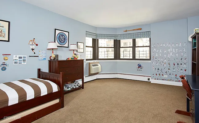 Sold by Corcoran | media 25