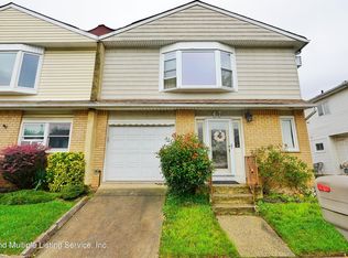 47 Ashton Dr, Staten Island, NY 10312