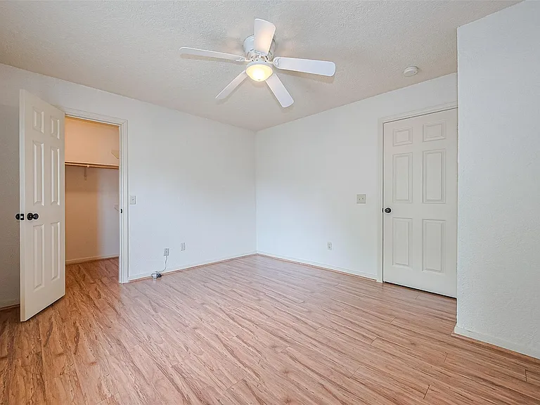 3614 Bee Bayou Ln — Photo 32