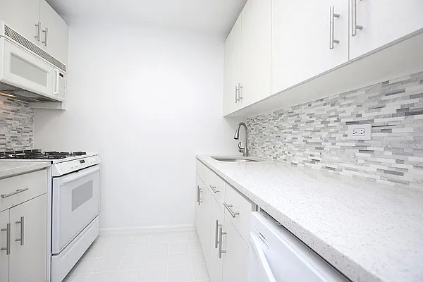 Rented by Barlavi Inc. | media 14