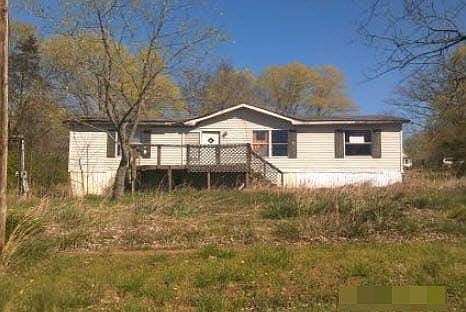 1st image of 107 Cherry St
