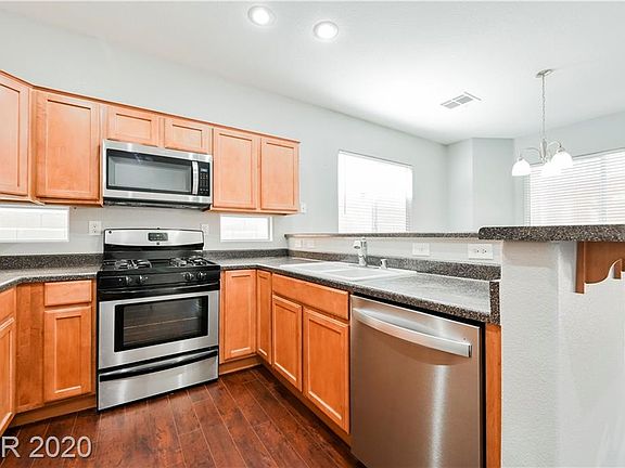 5th image of 6021 Traviata Ave
