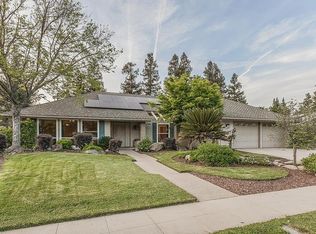 286 E Everglade Ave, Fresno, CA
