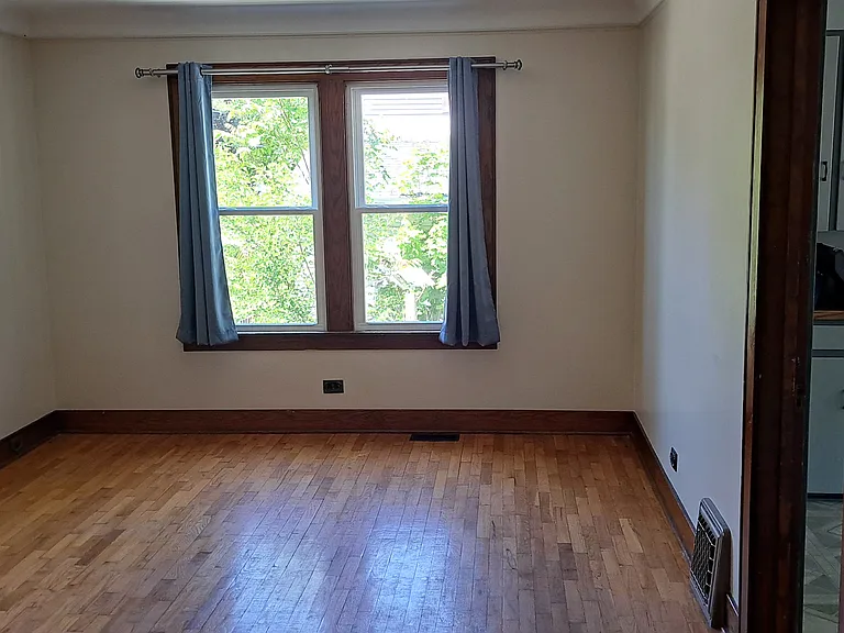 1505 Smith St — Photo 9