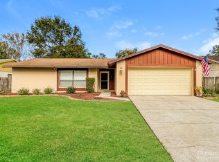 410 Van Reed Manor Dr, Brandon, FL 33511