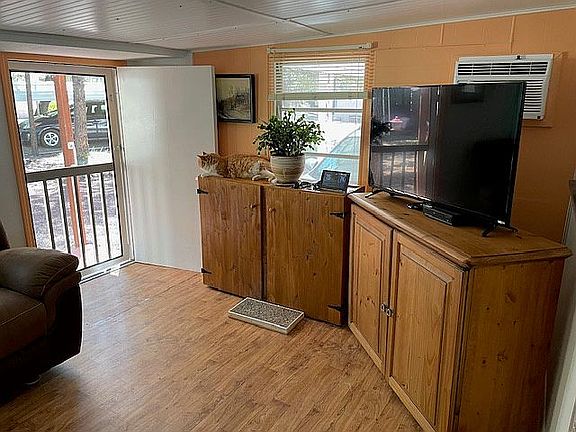 4th image of 3489 Rainbow Lake Dr #44