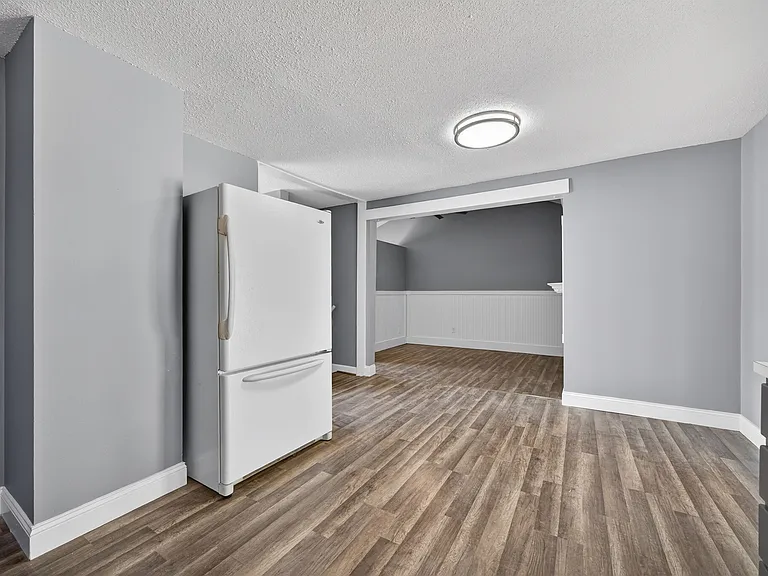 3320 Elm St — Photo 14