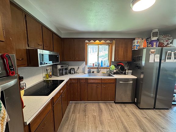 4th image of 4520 Marshall Dr W