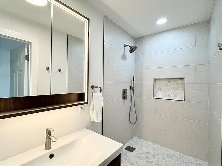 9205 Tudor Dr #C208 — Photo 18
