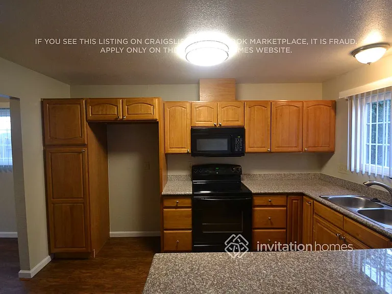 1104 Jeanne Ct — Photo 3