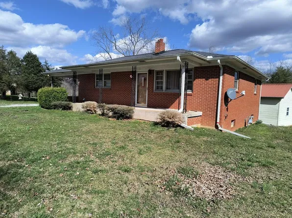 6410 Cherry Creek Rd, Cookeville, TN 38506