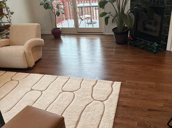 161 S Evergreen Ave, Arlington Heights, IL 60005