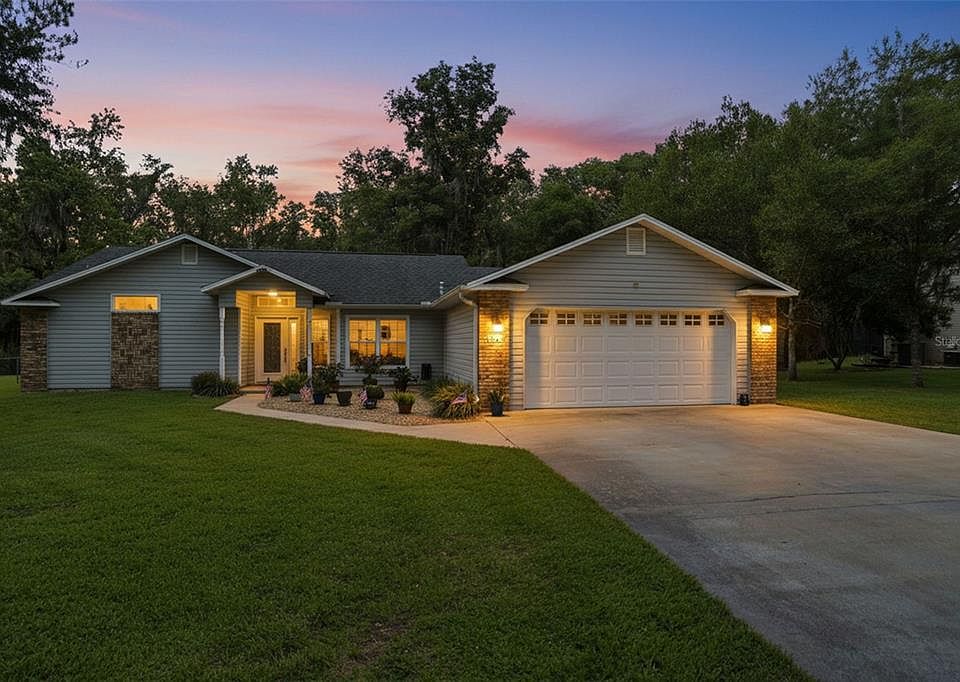 1st image of 602 Erin Way