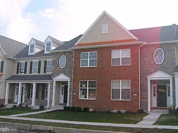4725 Laurel Valley Ln, Enola, PA 17025