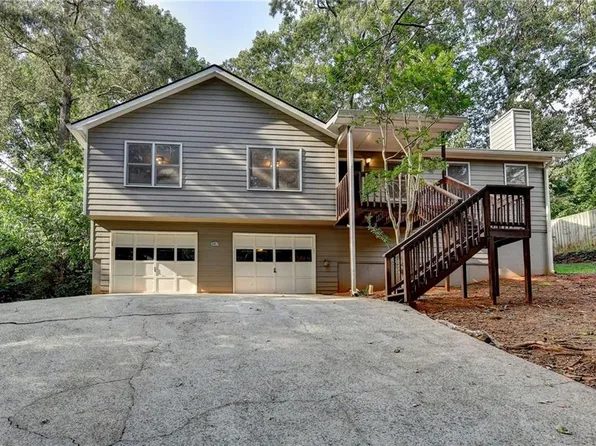 304 Winchester Way, Woodstock, GA 30188