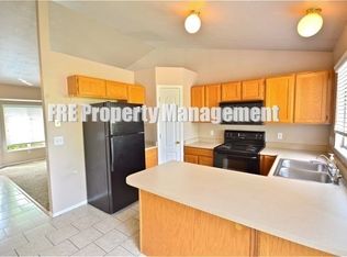 5607 S Capitol Reef Dr, Salt Lake City, UT 84118