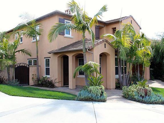 Impressive inside corner lot