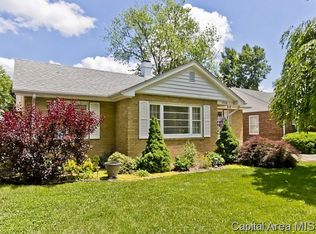 2324 S Whittier Ave, Springfield, IL 62704