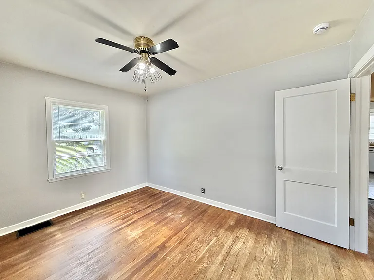 1353 Euclid Ave — Photo 13