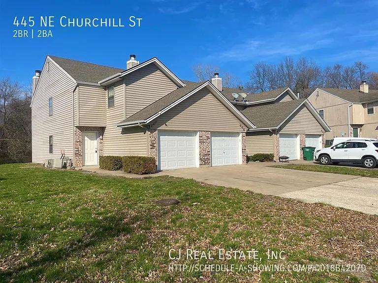 445 NE Churchill St — Photo 11