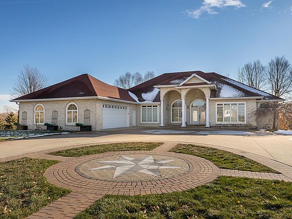 2nd image of 1151 Woodland Dr
