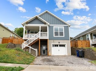 1112 Blueview Dr, Black Mountain, NC 28711