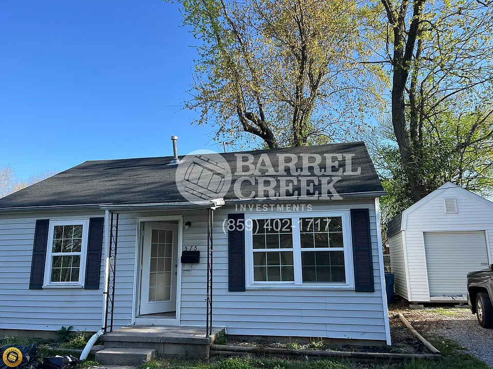 575 Royal Ct