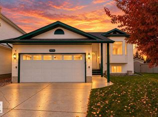 11534 169a Ave NW, Edmonton, AB T5X 5Z5