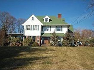 589 Foothill Rd, Bridgewater, NJ 08807