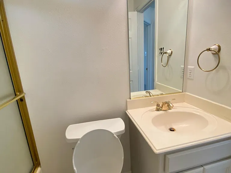 1212 Oak Valley — Photo 40