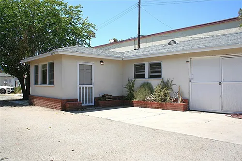 19154 Beach Blvd #B Photo 1 19154 Beach Blvd #B Photo 1